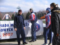 Powiększ